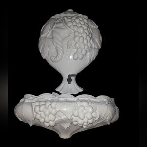 Vintage Arnel Ceramic Grapevine Wall Pocket Fountain Planter Three Piece  1967